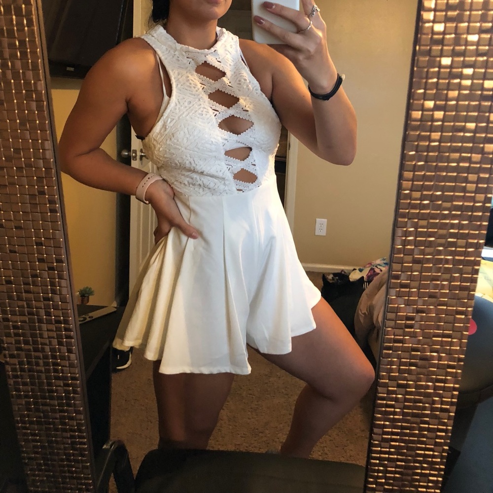 Hello Molly lace romper